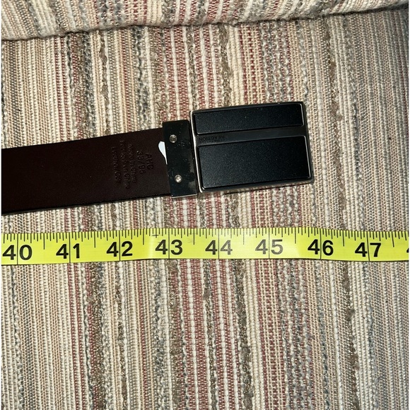Kennth Cole Brown Hook Belt - Picture 1 of 5